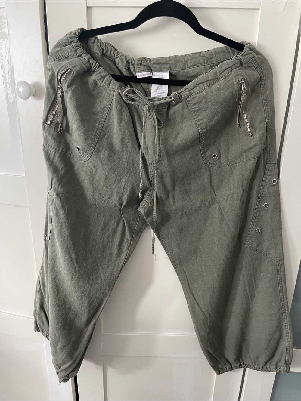 No Boundaries Olive Drawstring Cargo Joggers